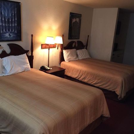 Meridian Inn Oklahoma City Airport Bagian luar foto