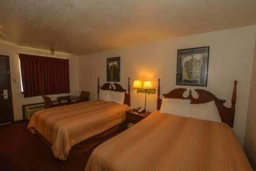 Meridian Inn Oklahoma City Airport Bagian luar foto